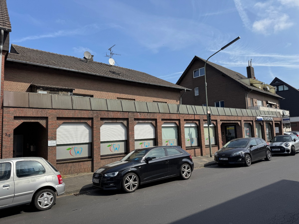 Straßenansicht