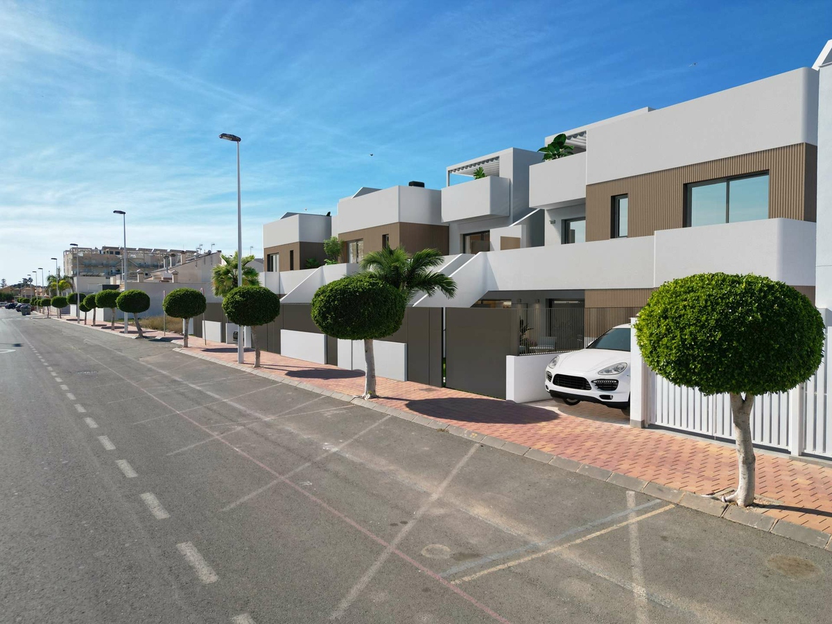 ALMA_BUNGALOW_STREET