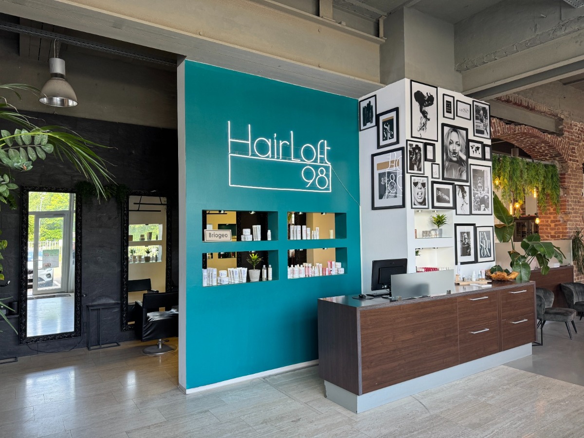 Friseursalon im Erdgeschoss