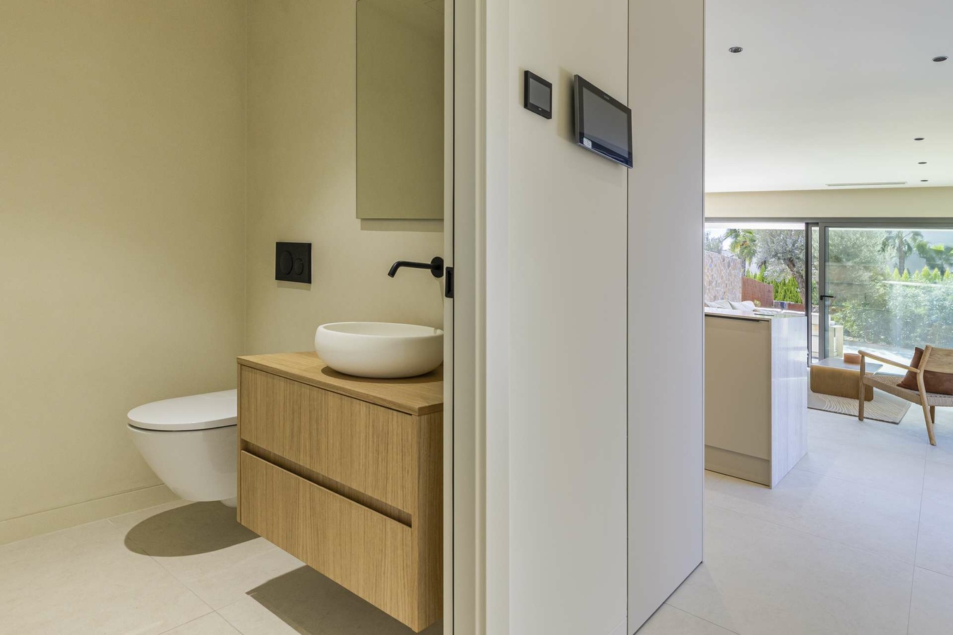 Las_Colinas_Lima_Real_Estate_Baño _Arriba