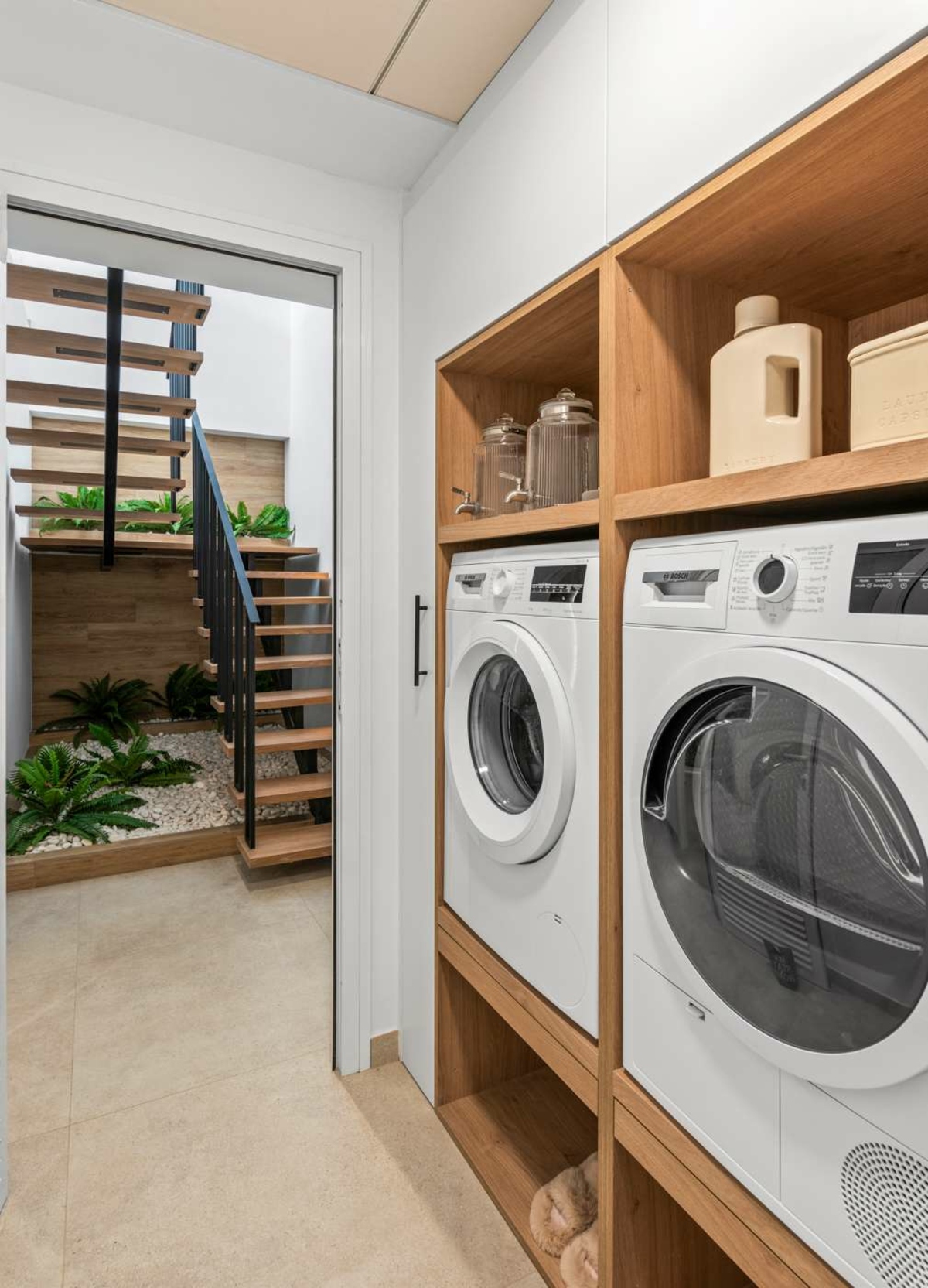 96 Venecia V BC - Lavadero 2 (Muebles EXTRAS)