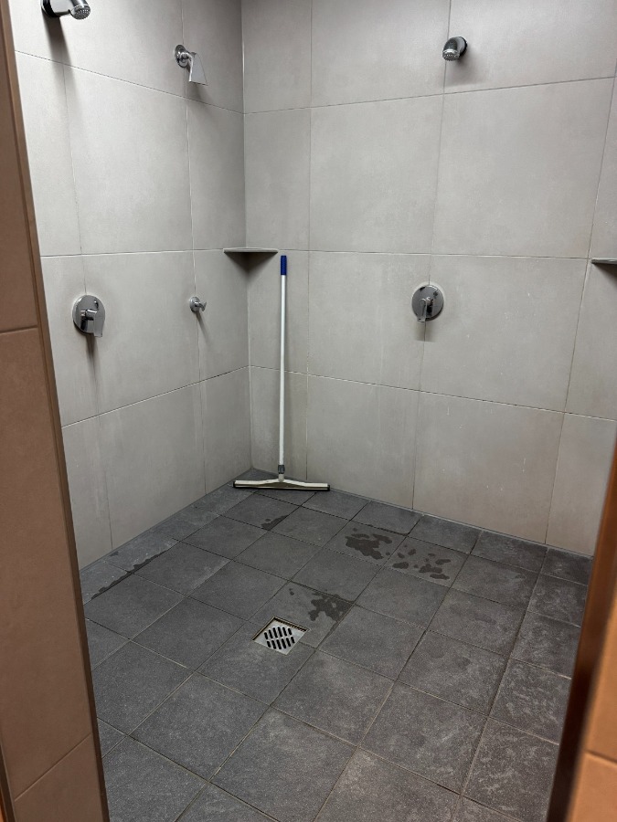 Duschen im 2. Obergeschoss