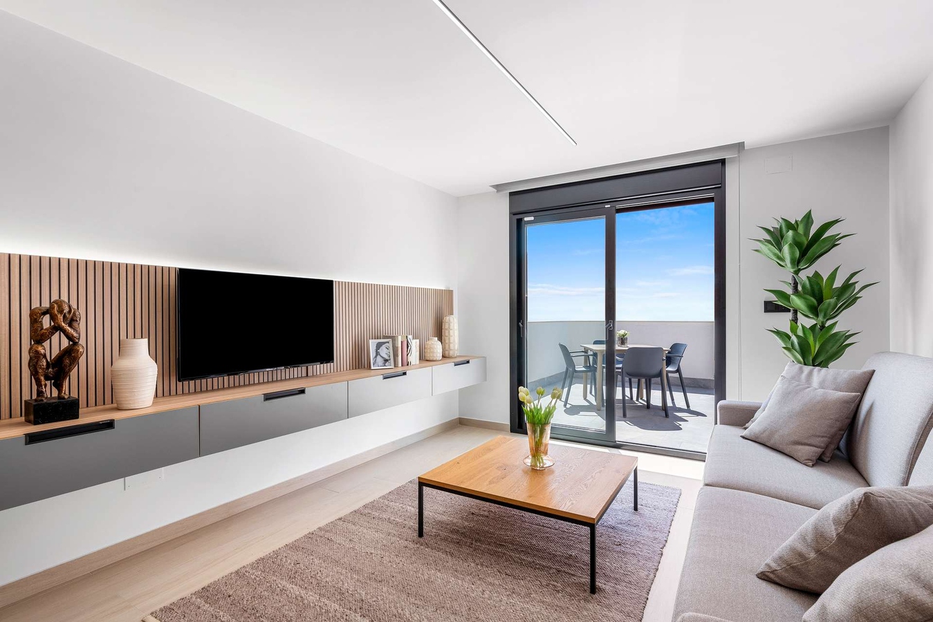 Show House Oasis Laguna 12