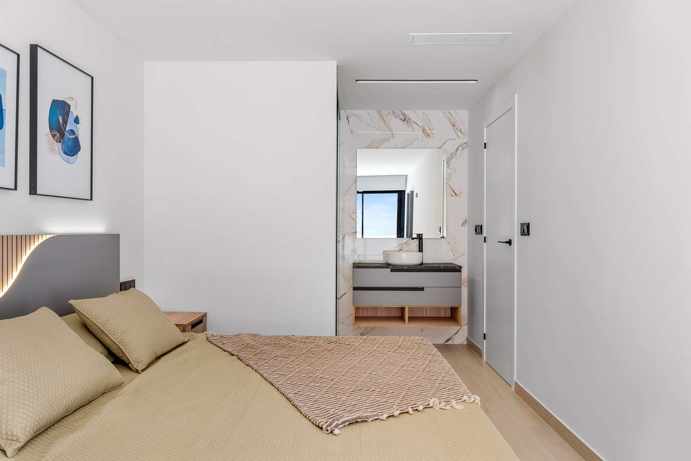 Show House Oasis Laguna 3