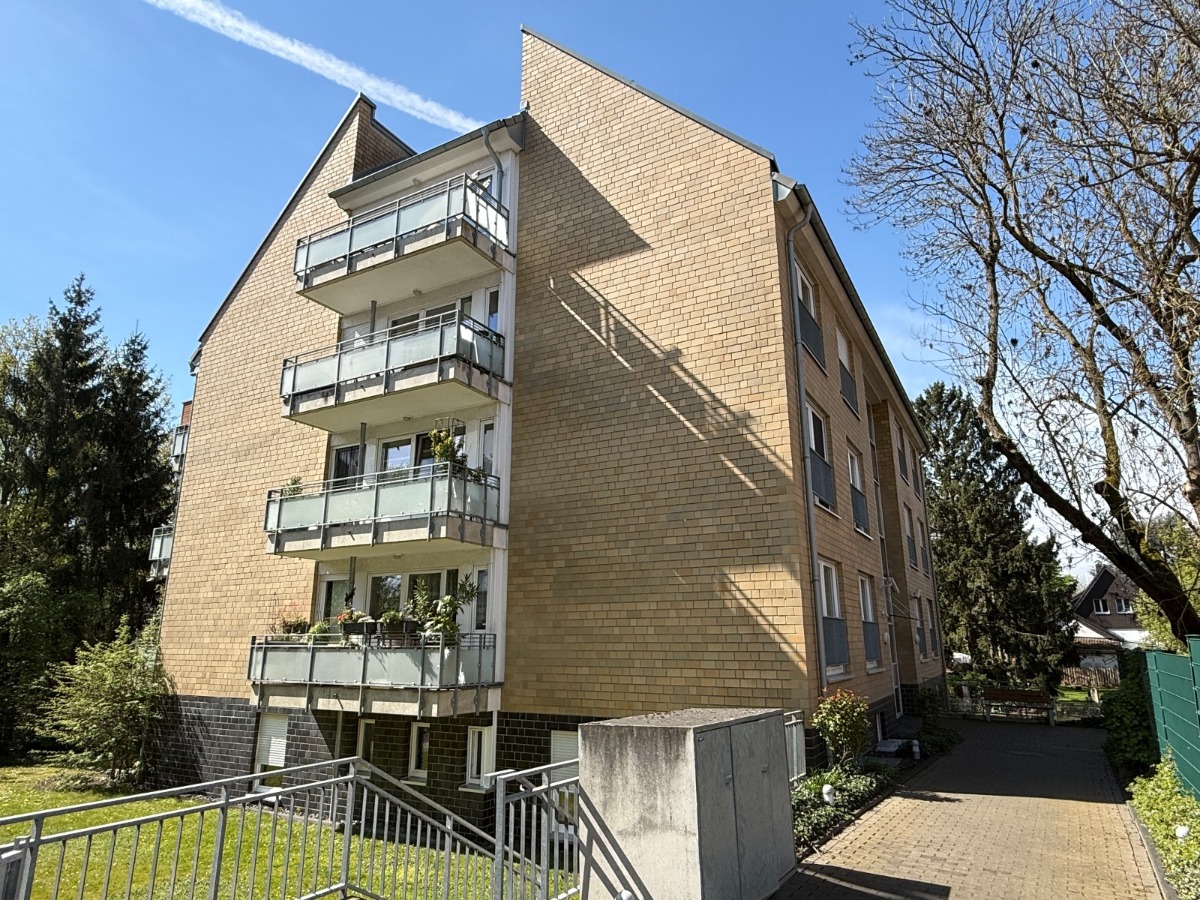 Vorder- und Seitenansicht