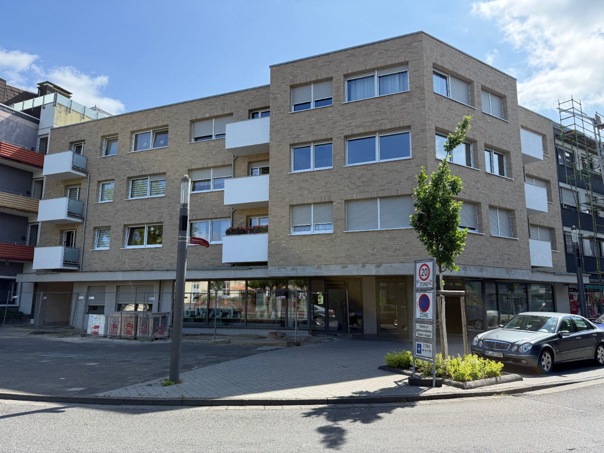 Straßenansicht