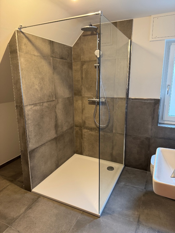 Bad mit Dusche