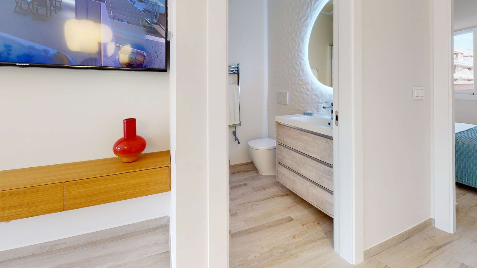 Tour-Virtual-637-652-504-Bathroom (1)
