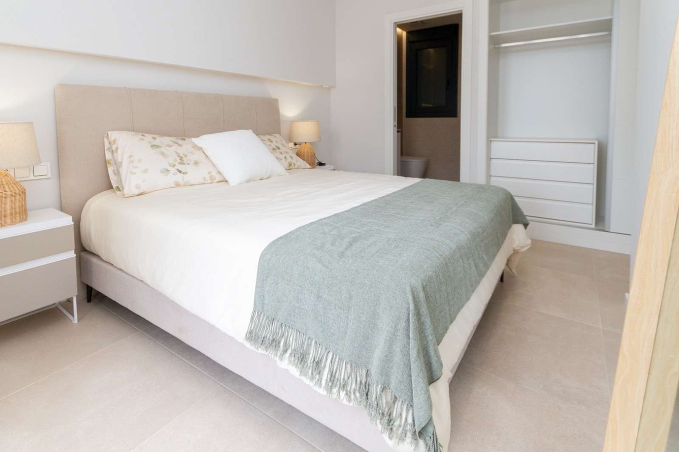 Dormitorio VICTORIA IV (2)