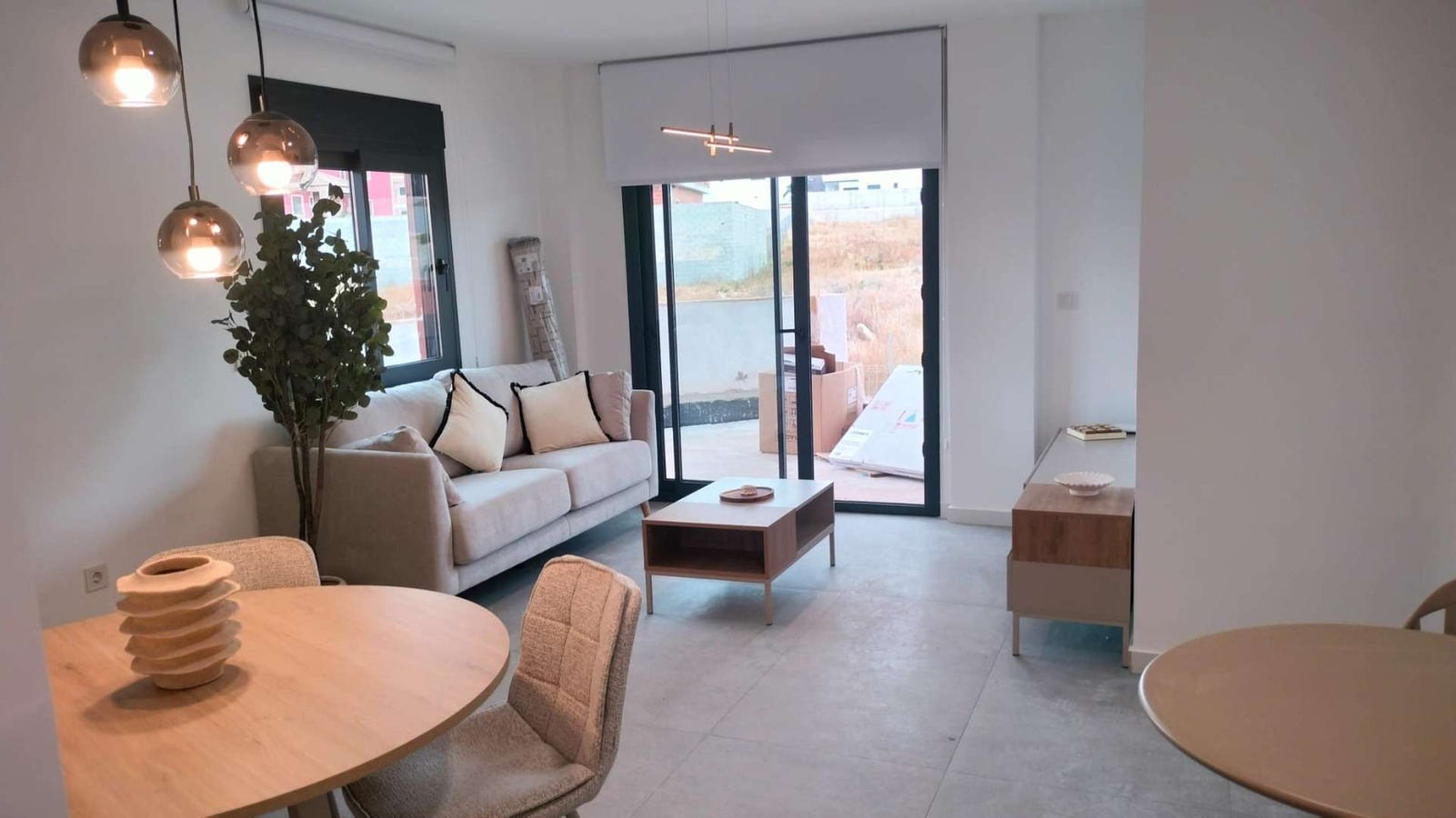 Living room 3