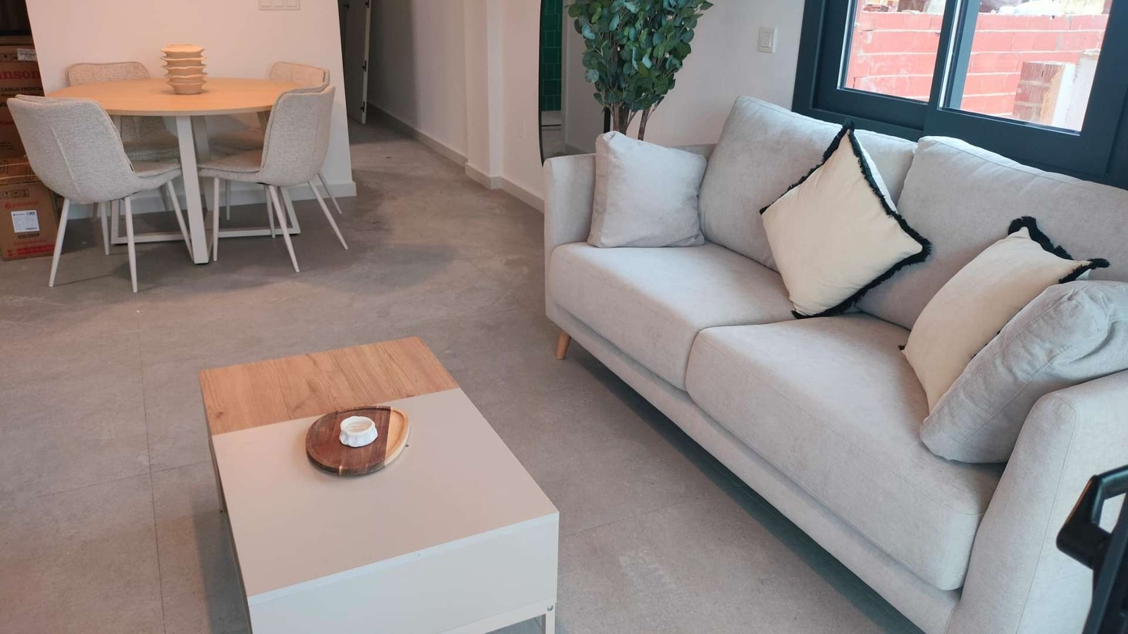 Living room 2