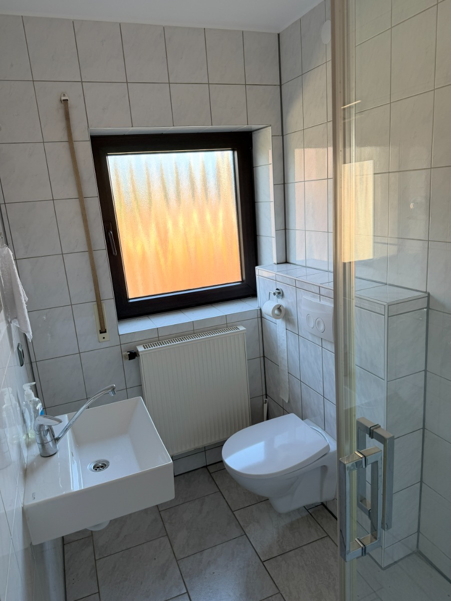 Bad mit Dusche OG